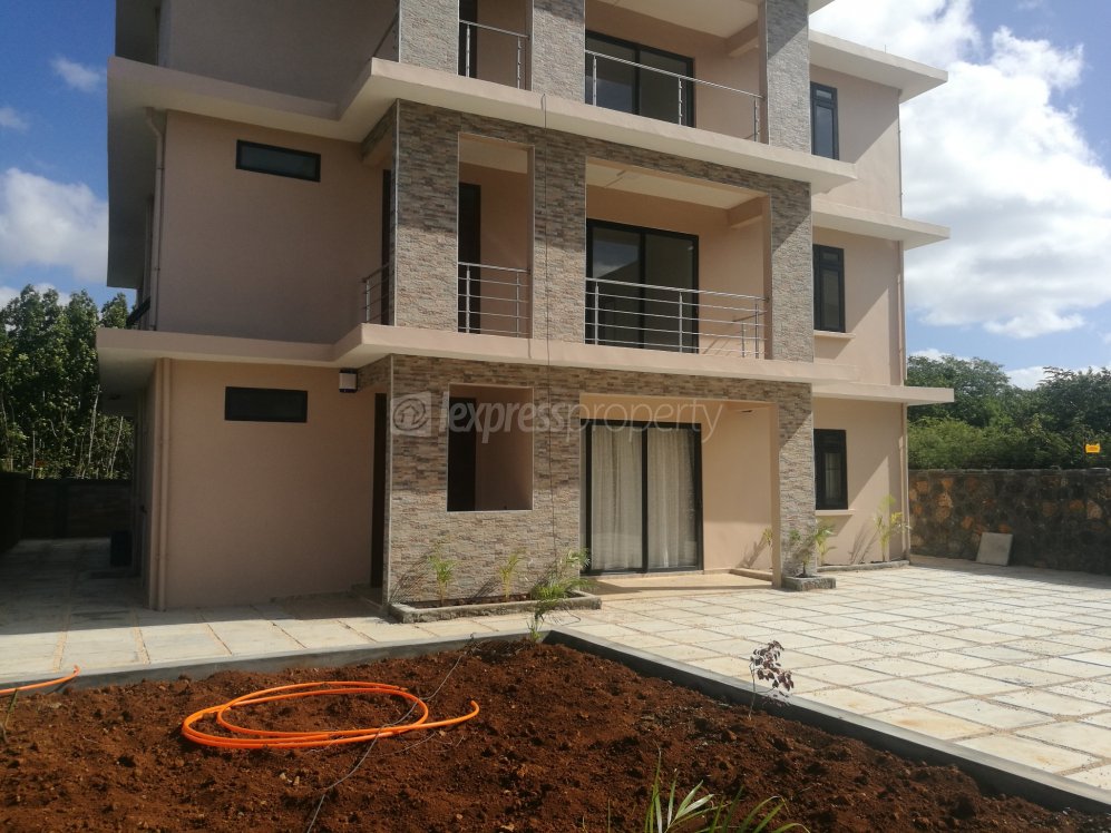 Apartment of 3 Bedrooms for sale at Grand Bay