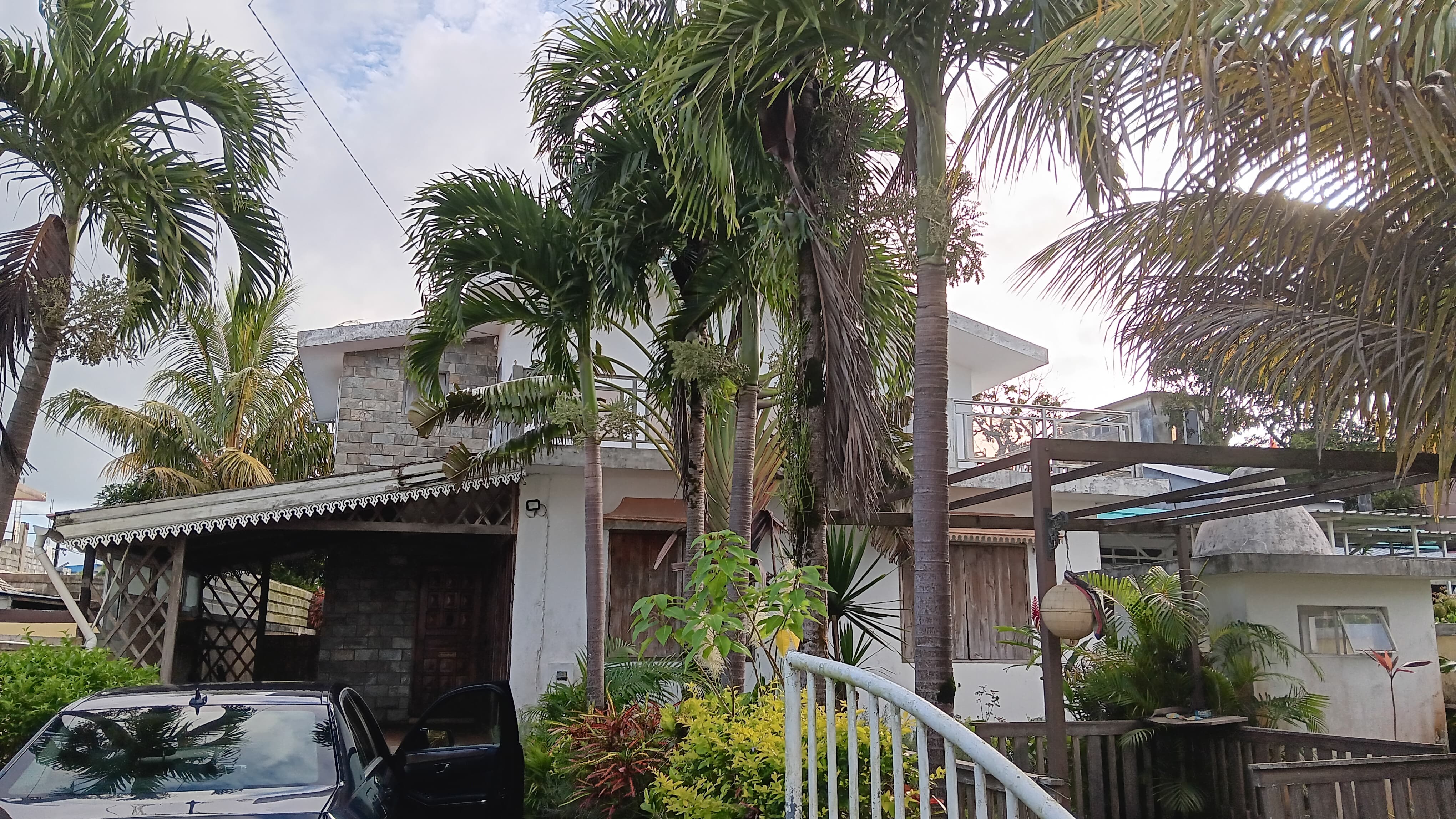 HOUSE 2600FT2 5 BEDROOMS FOR SALE IN ROSE BELLE