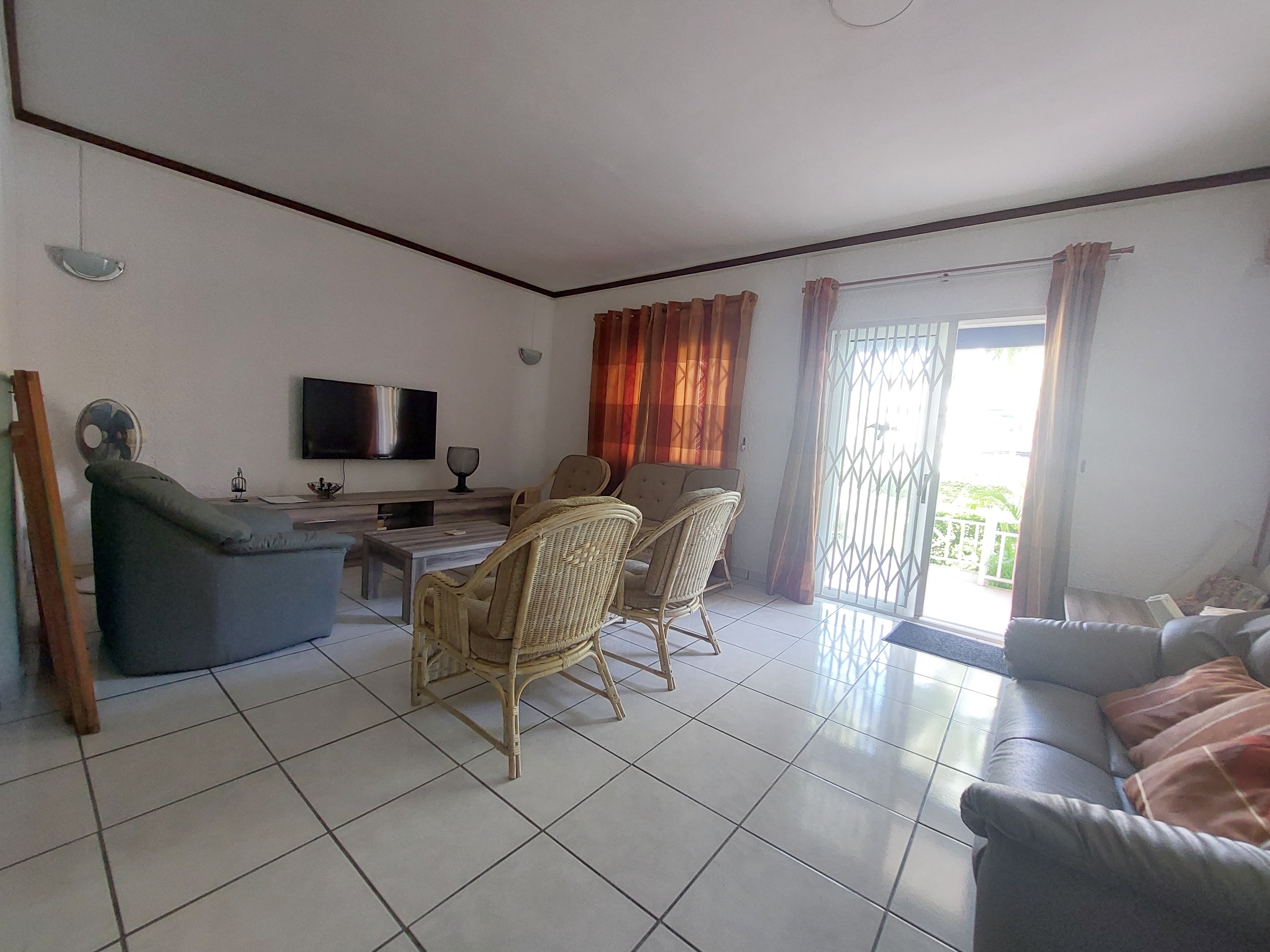 APPARTMENT A LOUER A RESIDENCE LE DATTIER FLIC EN FLAC